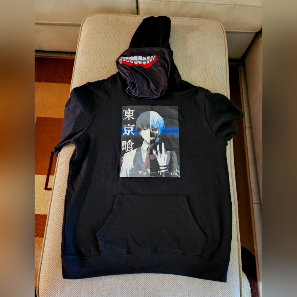 Hot topic Hoodie w mask attached